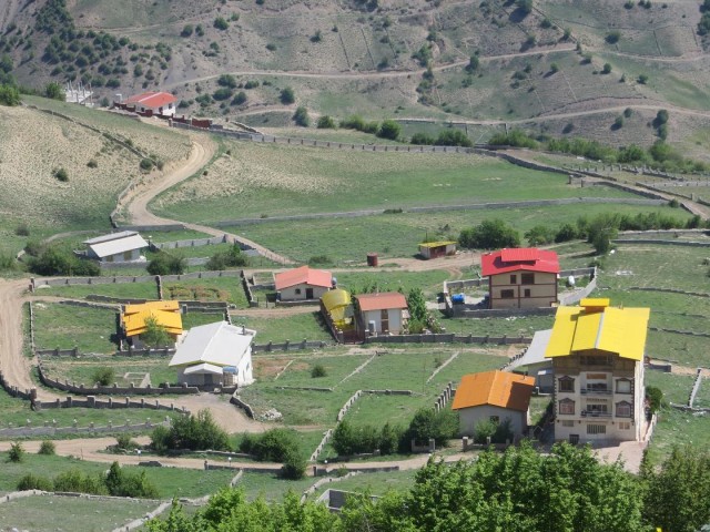 رمین ویلای چوبی کلاردشت روستای چلاجور